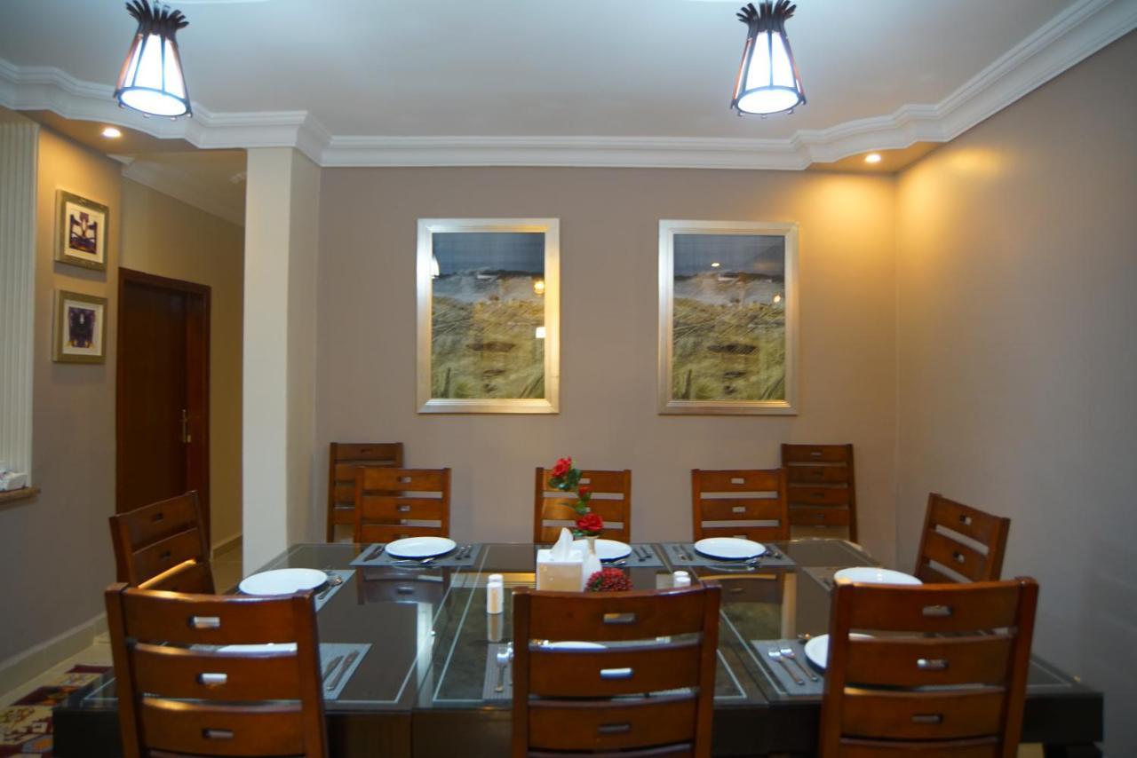 Over Mountains Hotel Wadi Musa Exterior photo